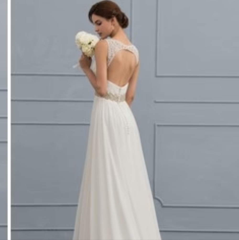 Elegant White Lace Trim Dress - Picture 2 of 12